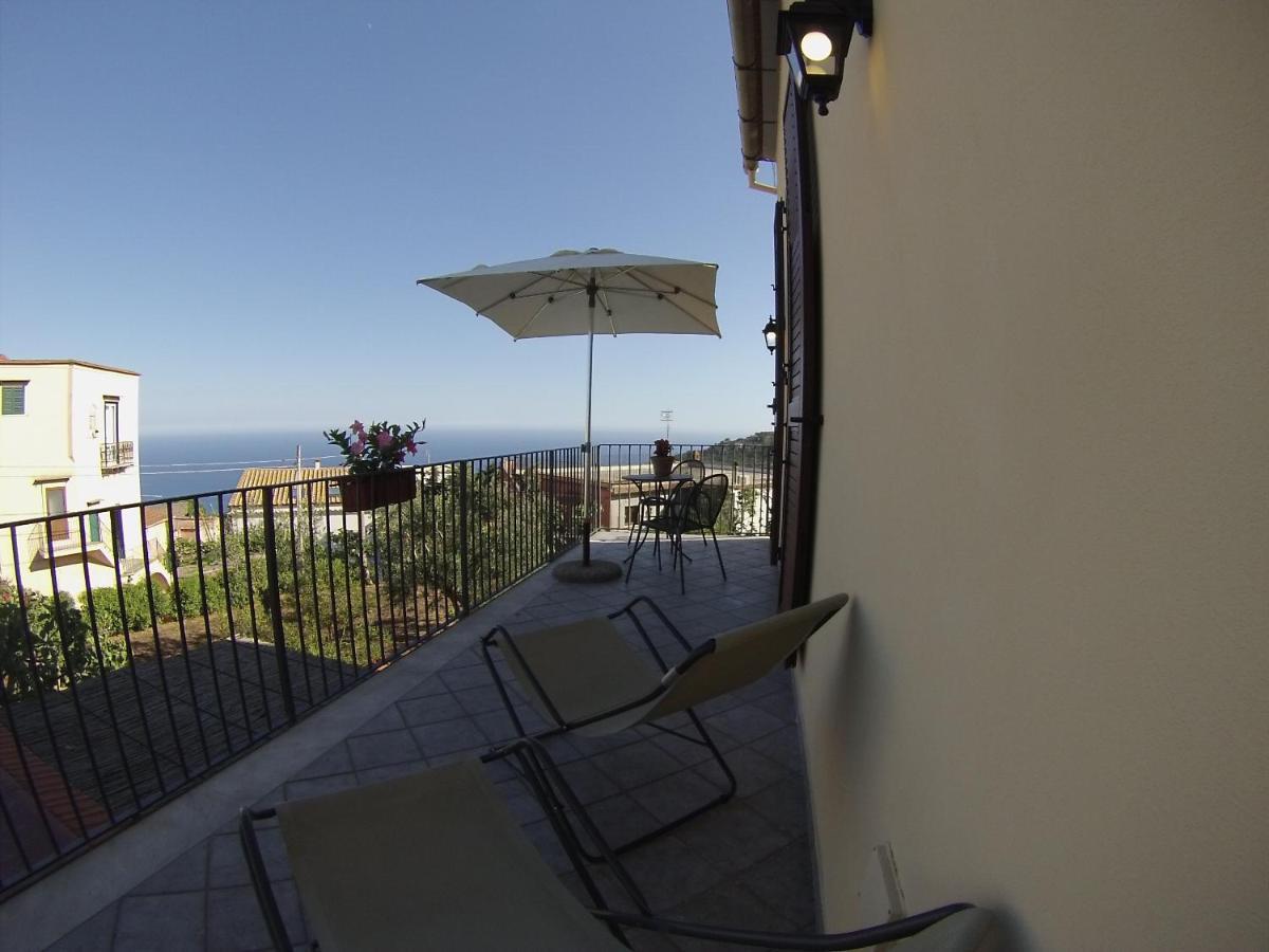 Fondo Santa Lucia Apartment Sant'Agata sui due Golfi Phòng bức ảnh